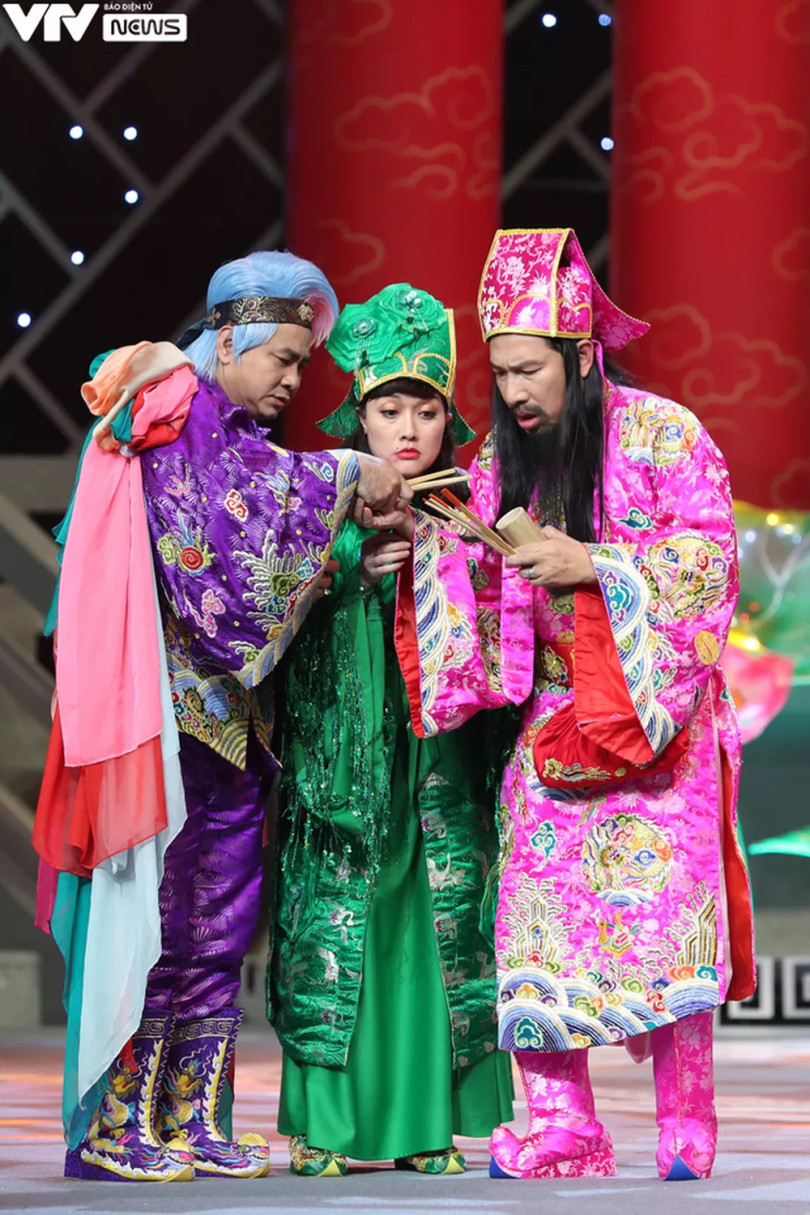 Những hình ảnh cực “hot” trên sân khấu của Táo quân 2022