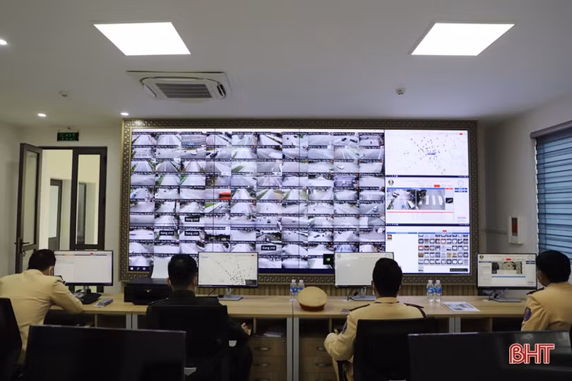 Có gì bên trong trung tâm giám sát an ninh, giao thông hiện đại nhất Hà Tĩnh?