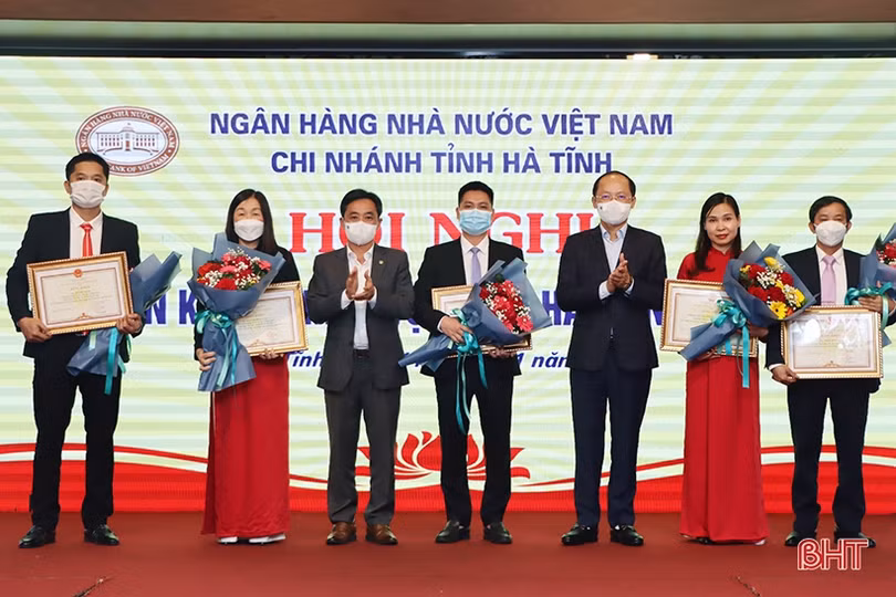 Linh hoạt trong điều hành, nâng cao hiệu quả hoạt động ngành Ngân hàng Hà Tĩnh