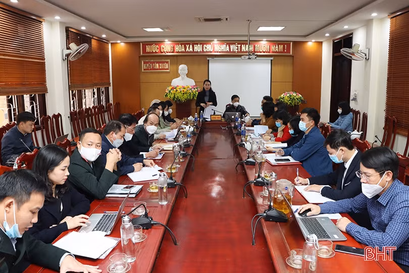 Tăng cường kiểm soát ATVSTP ở TP Hà Tĩnh và Cẩm Xuyên