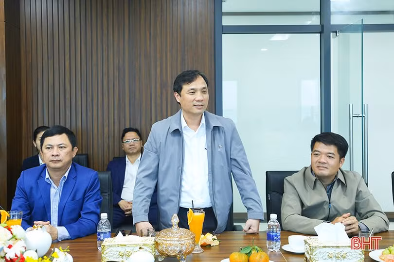 BIDV trao hỗ trợ 100 căn nhà kiên cố cho người nghèo, gia đình chính sách huyện Kỳ Anh