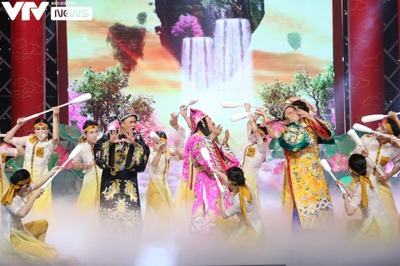 Những hình ảnh cực “hot” trên sân khấu của Táo quân 2022