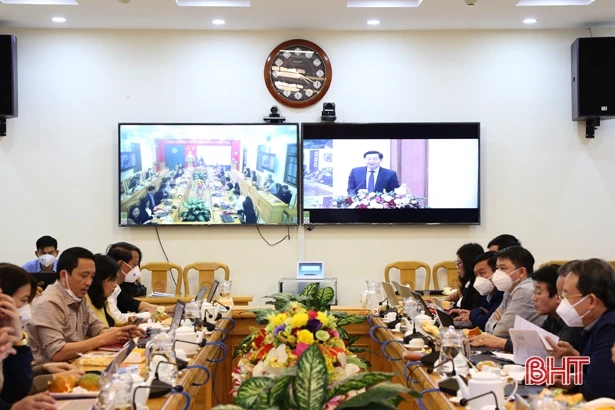 Bảo hiểm xã hội Việt Nam cần tiếp tục đa dạng các hình thức phục vụ người dân, doanh nghiệp