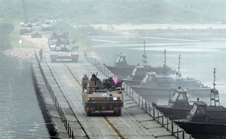 Hàn Quốc tập trận lớn "chống Triều Tiên" ảnh 1