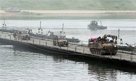 Hàn Quốc tập trận lớn "chống Triều Tiên" ảnh 3