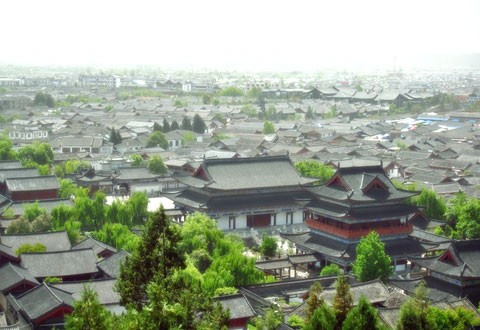 Trên đồi Sư Tử nhìn về thành cổ.