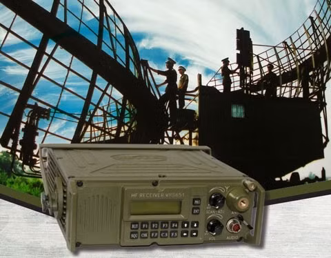 VRS651 máy thu vô tuyến điện sóng ngắn chuyên dụng, hoạt động ở các dải tần từ 2MHz đến 29,99999MHz. Trong máy sử dụng bộ dao động thạch anh bù nhiệt nên có độ ổn định và chính xác tần số cao, ít bị ảnh hưởng trong điều kiện môi trường thay đổi. Máy có khả năng quét theo kênh nhớ và tần số, gọn nhẹ, dễ di chuyển. VRS651 máy thu vô tuyến điện sóng ngắn chuyên dụng, hoạt động ở các dải tần từ 2MHz đến 29,99999MHz. Trong máy sử dụng bộ dao động thạch anh bù nhiệt nên có độ ổn định và chính xác tần số cao, ít bị ảnh hưởng trong điều kiện môi trường thay đổi. Máy có khả năng quét theo kênh nhớ và tần số, gọn nhẹ, dễ di chuyển.