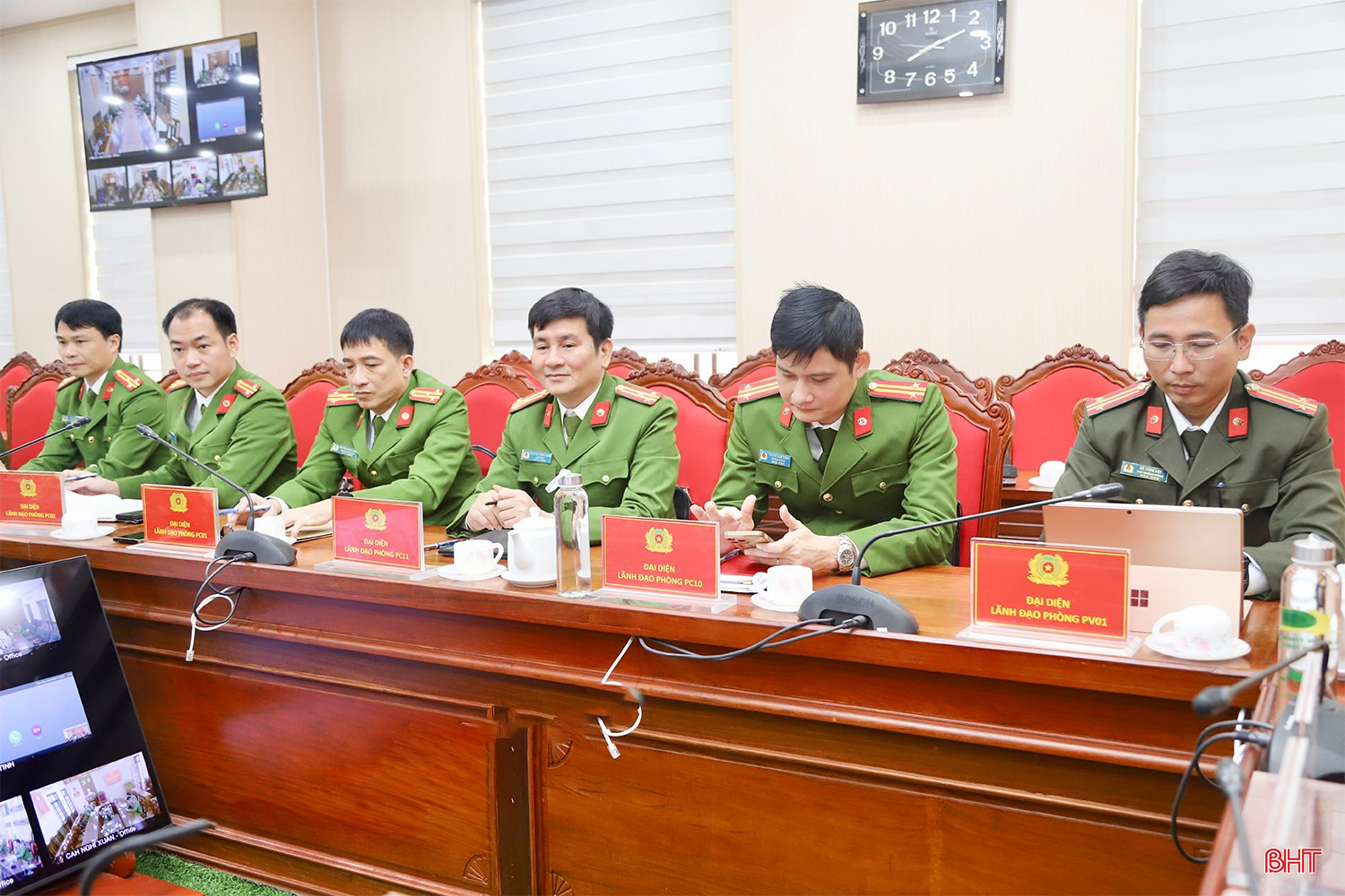 Đại biểu tại điểm cầu Hà Tĩnh.