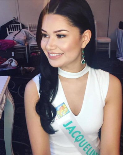 nhan sac ca tinh cua nu y ta dang quang hoa hau trai dat canada 2017