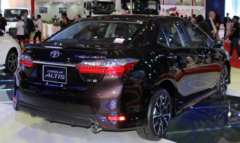 corolla altis 2017 sedan nang cap trinh lang viet nam