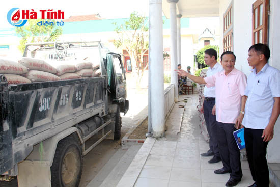 uy ban kiem tra tinh uy ho tro xa duc lam xay dung nong thon moi