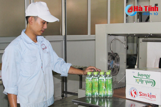 nuoc khoang son kim ra mat san pham chanh muoi khoang