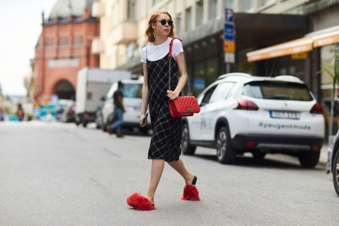 1001 cach mac mau do khien chang do guc ngay tuc thi