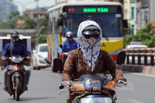 thoi tiet 7 8 ngay nang chieu toi co mua rao va dong tren ca nuoc