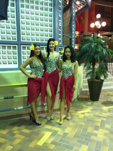 nhan sac ca tinh cua nu y ta dang quang hoa hau trai dat canada 2017