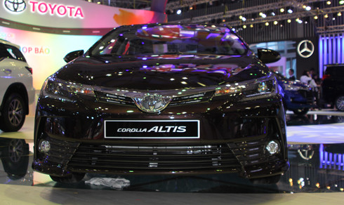 corolla altis 2017 sedan nang cap trinh lang viet nam