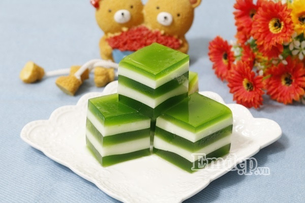 chieu oi buc lam thach sua dua tra xanh ngot mat thuong thuc thoi
