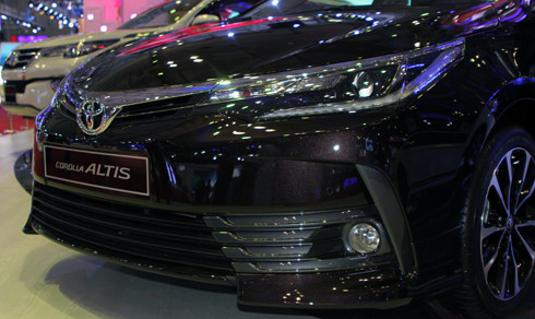 corolla altis 2017 sedan nang cap trinh lang viet nam