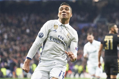 uefa cong bo de cu ban thang dep nhat mua 2016 17