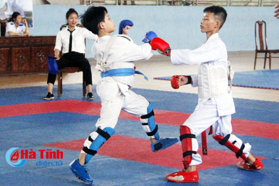 clb karatedo trung tam tdtt ha tinh gianh giai nhat toan doan