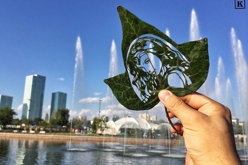 ngam cac tac pham nghe thuat cham khac tren la cay cuc doc dao