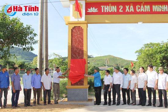 ldld tinh tich cuc ho tro xay dung ntm o cam xuyen