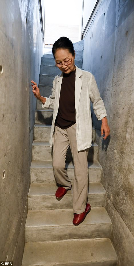 chum anh nguoi nhat do xo di xay ham tru an hat nhan