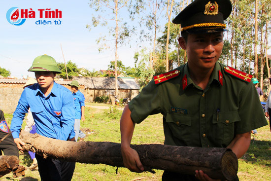 nang nhu do lua tuoi tre ha tinh van miet mai giup dan xay dung ntm
