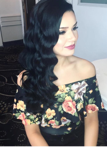 nhan sac ca tinh cua nu y ta dang quang hoa hau trai dat canada 2017