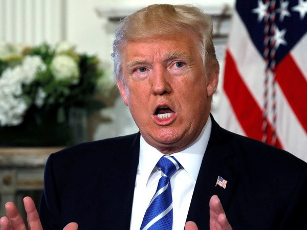 tong thong my donald trump cam ket bao ve vung lanh tho guam