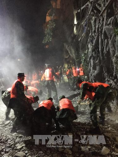 dong dat o tu xuyen co the co toi 100 nguoi da thiet mang