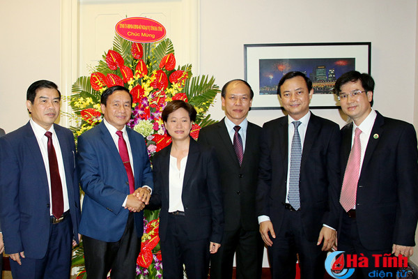quang ba the manh cua ha tinh ket noi nha dau tu singapore vao dia ban