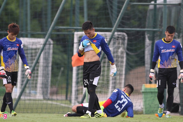 huu thang loai 4 cau thu chot danh sach du sea games