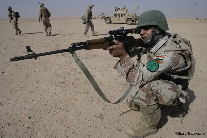 Hình ảnh siêu súng bắn tỉa M76 gợi nhớ về huyền thoại AK47