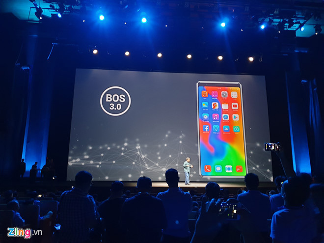 Bphone 3 ra mắt - màn hình viền mỏng, camera AI, chặn tin nhắn rác