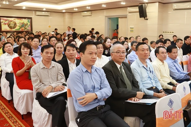 Hà Tĩnh tiếp tục đổi mới tác phong làm việc, tạo thuận lợi cho doanh nghiệp đầu tư phát triển