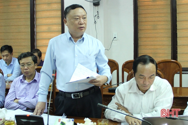 Bí thư Tỉnh ủy: Cẩm Xuyên cần tập trung làm tốt việc sắp xếp, tinh giản bộ máy