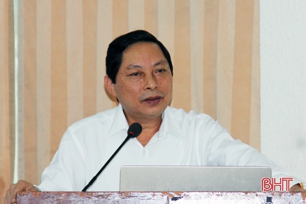 Cán bộ ngoại giao Hà Tĩnh học Bác về phòng chống suy thoái tư tưởng