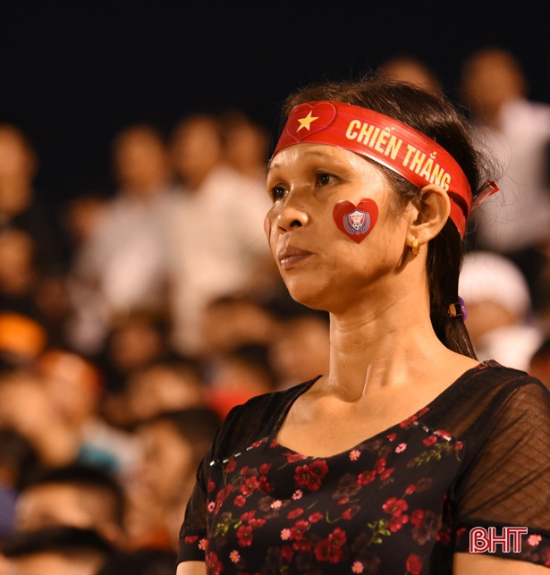 Thua Nam Định trên chấm 11m, Hà Nội B lỡ hẹn với V.League