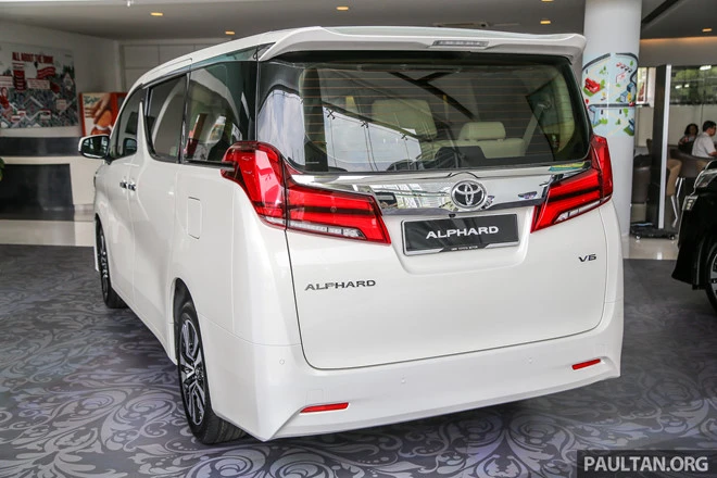 Toyota Alphard 2018 có giá hơn 4 tỷ đồng tại Việt Nam hình ảnh 2 Toyota Alphard 2018 có giá hơn 4 tỷ đồng tại Việt Nam