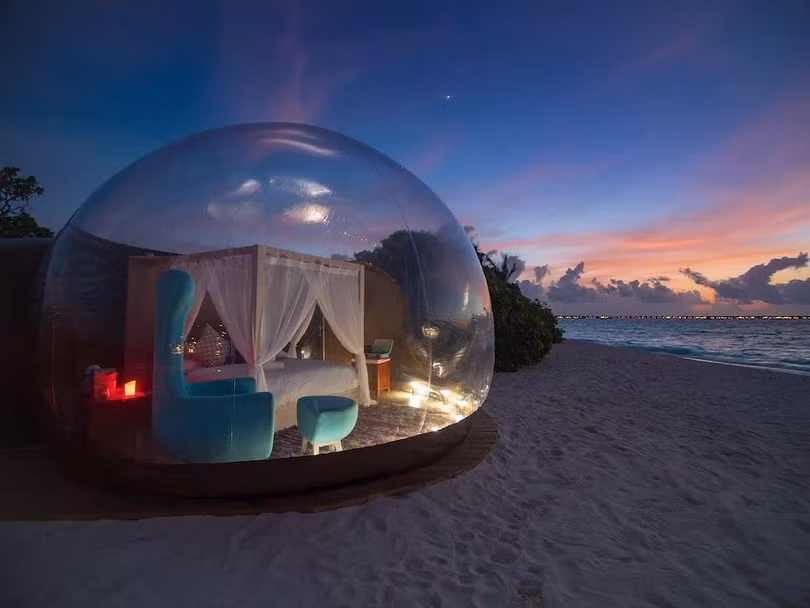 8 khách sạn bong bóng độc đáo thu hút người yêu du lịch