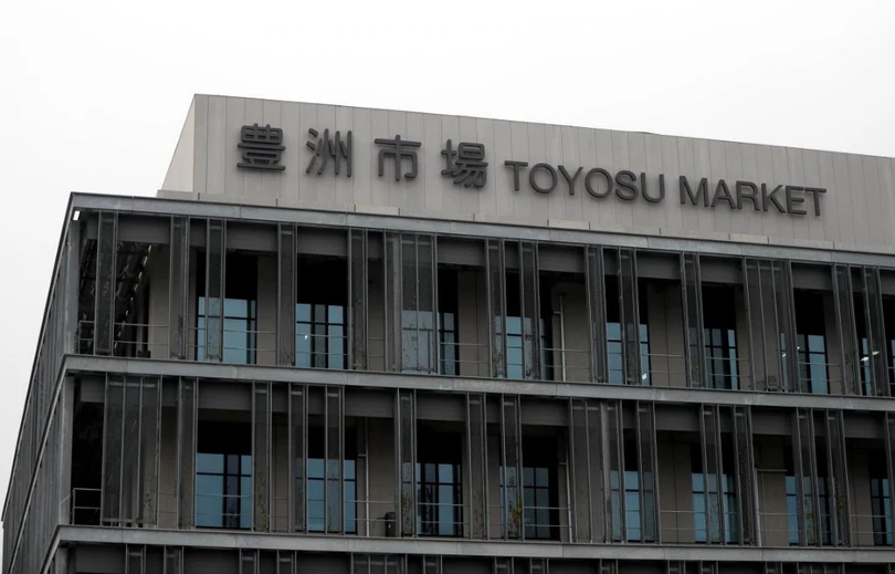 Chợ cá lớn nhất thế giới tổ chức phiên đấu giá đầu tiên tại địa điểm mới