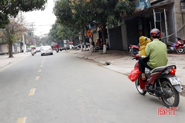 Phụ huynh phạm Luật Giao thông thì sao có thể dạy bảo con em mình?!