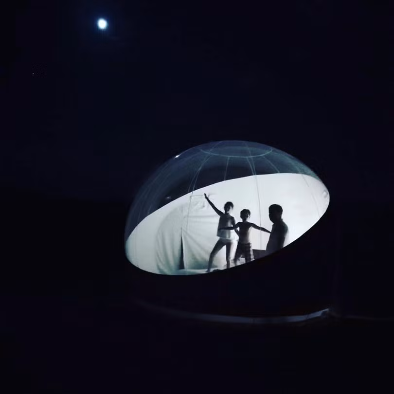 8 khách sạn bong bóng độc đáo thu hút người yêu du lịch