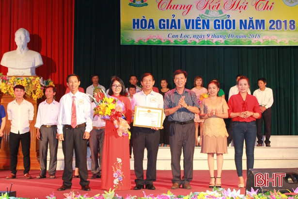 Tùng Lộc đạt giải nhất chung kết Hội thi Hòa giải viên giỏi toàn huyện