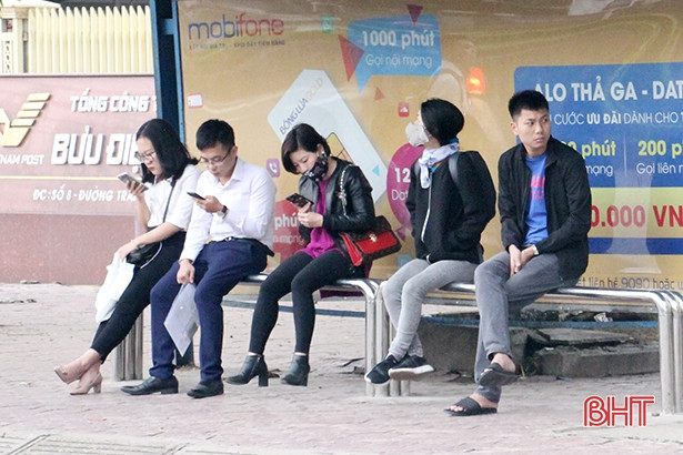 Người dân Hà Tĩnh đón gió lạnh đầu mùa