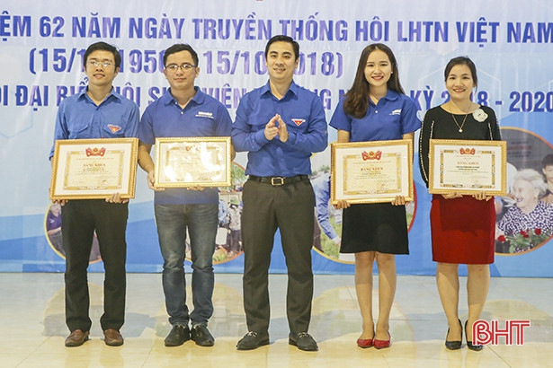 “Ngày hội tình nguyện 2018” tại Đại học Hà Tĩnh thu về 221 đơn vị máu
