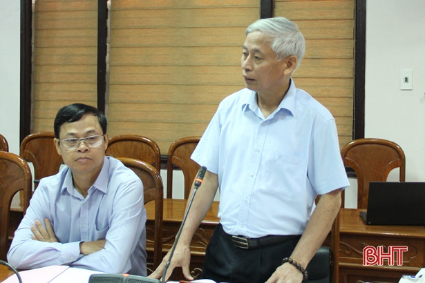 Bí thư Tỉnh ủy: Cẩm Xuyên cần tập trung làm tốt việc sắp xếp, tinh giản bộ máy