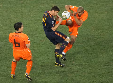 11 pha phạm lỗi ghê rợn nhất làng túc cầu