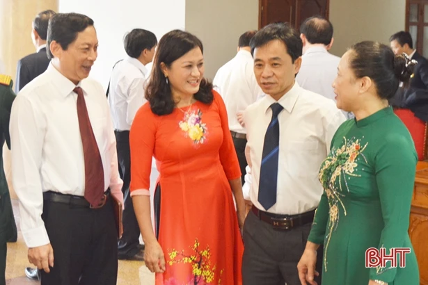 Ủy ban Kiểm tra Tỉnh ủy Hà Tĩnh đón nhận Huân chương Lao động hạng Nhất